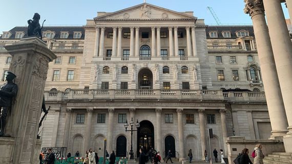 The Bank of England is reportedly hiring 30 people to develop a national digital currency. (Camomile Shumba/CoinDesk)