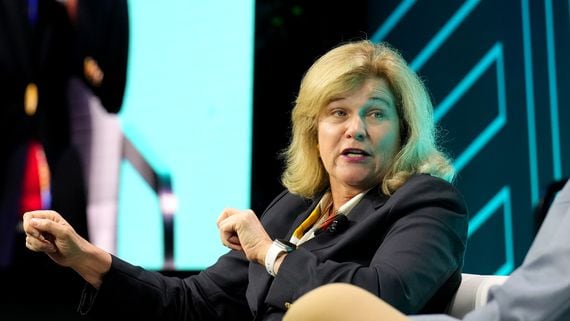 Jenny Johnson, Franklin Templeton president and CEO, speaks at Consensus 2024. (Shutterstock/CoinDesk)