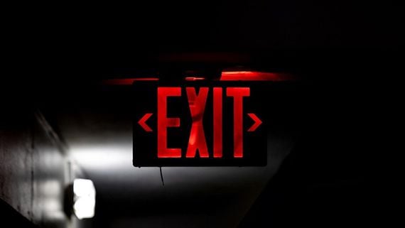 16:9 Exit (Kev/Pixabay)