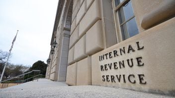 U.S. Treasury Issues Crypto Tax Regime for 2025; SEC Sues Consensys Over MetaMask Service