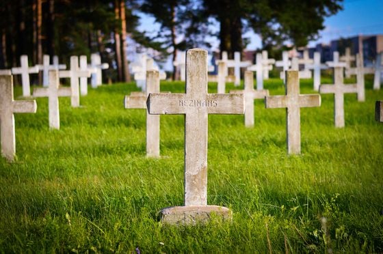 Crosses in graveyard