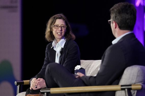Abby Johnson, chairman and CEO of Fidelity Investments, chats with Matt Walsh, founding partner at Castle Island Ventures, at Consensus 2022. (Suzanne Cordiero)