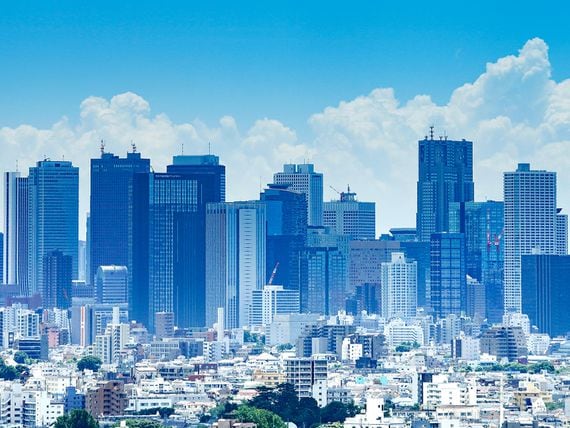 Crypto exchange Kraken is closing its platform in Japan. (Tokyo Skyline by Ryo Yoshitake/Unsplash)
