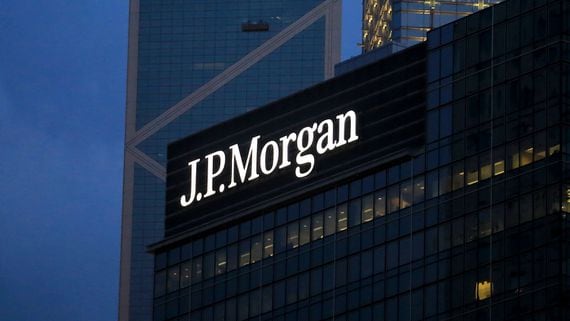 Retail investors were likely behind the crypto market rally in February, JPMorgan says (Shutterstock)