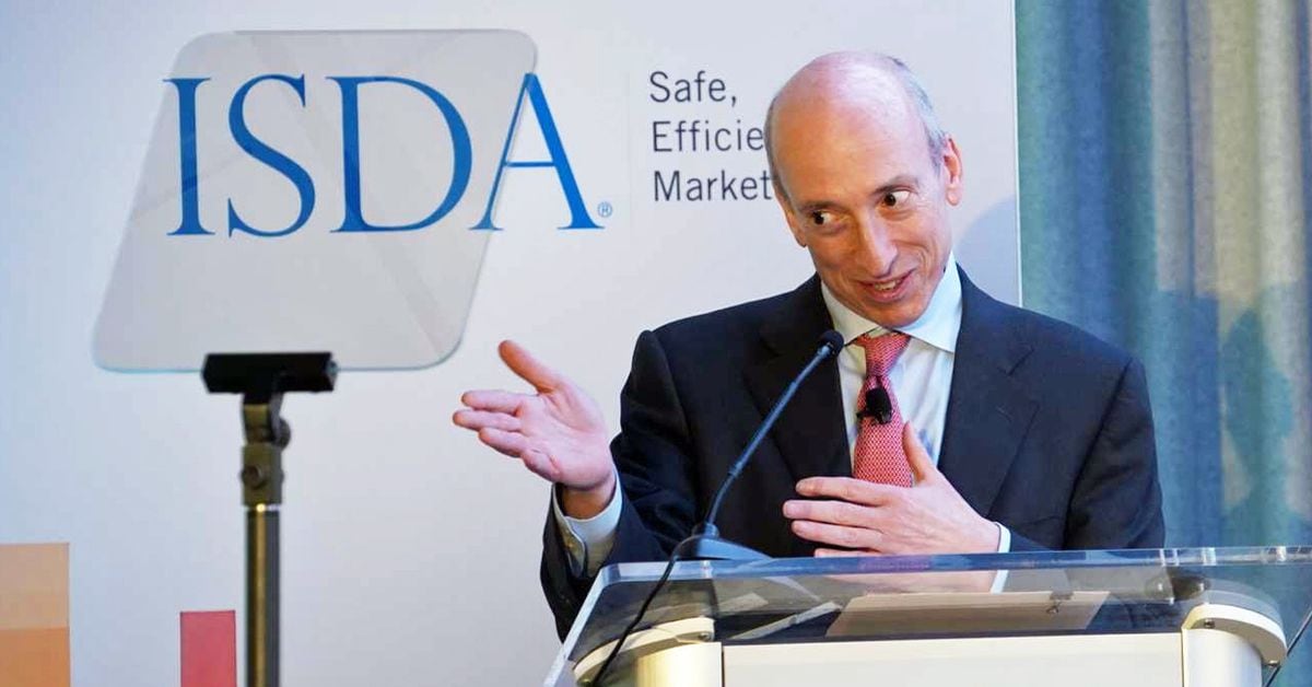 SEC’s Gensler Shrugs About New Crypto ETFs Strolling Through His Agency’s Gates