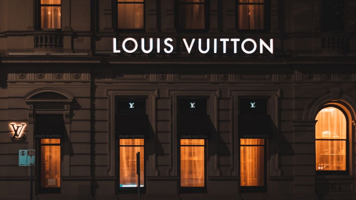 NFTs Weekly News #44- Entertainment: Louis Vuitton launches a