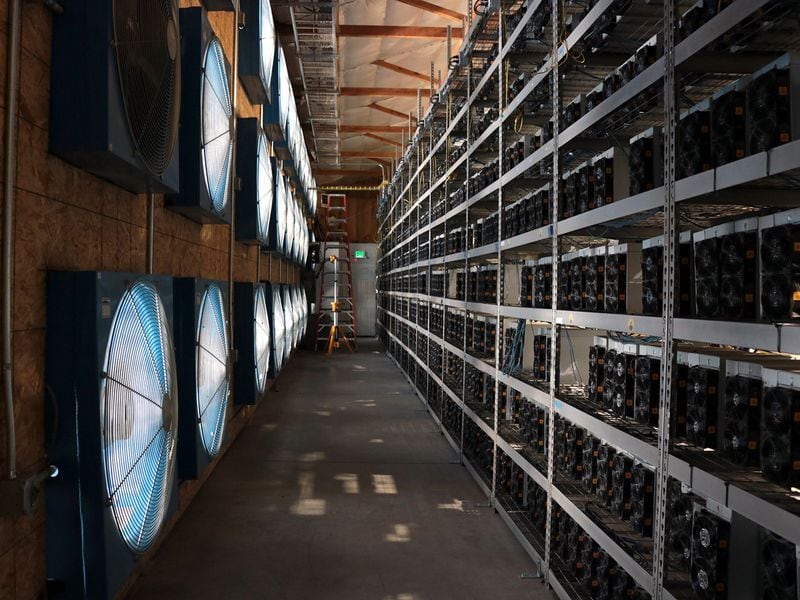 Bitcoin Miner Bitfarms Accelerates 6 EH/s Hashrate Target As Quarterly Loss Per Share Narrows