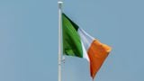 Crypto.com Received Approval to Register in Ireland; AI-Linked Tokens Underperform After Apple Event