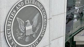 SEC's Crypto Enforcer Quits; Drake Could Lose $1M in Bitcoin From NHL and NBA Bets