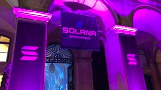 The Solana conference's closing gala in Lisbon's main square. (Zack Seward/CoinDesk archives)