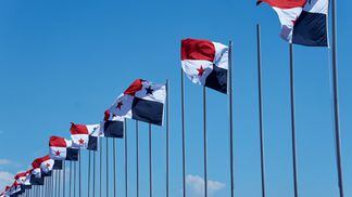 Bandera de Panamá (Luis Gonzalez/Unsplash)