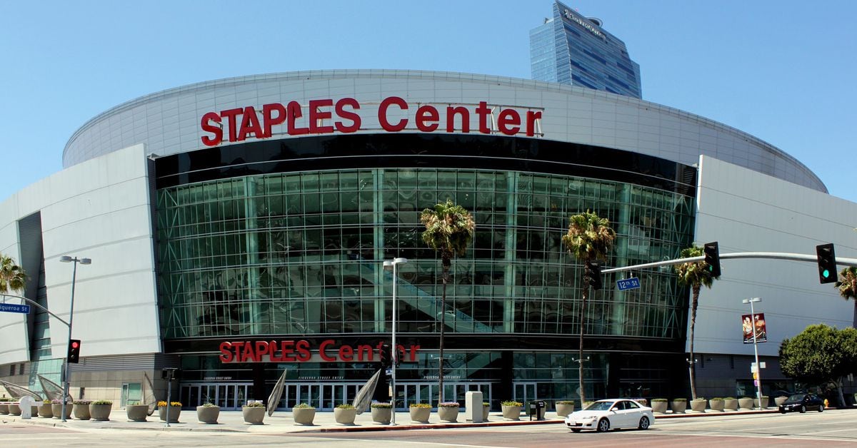 NBA Basketball Arenas - Los Angeles Lakers Home Arena - Staples Center