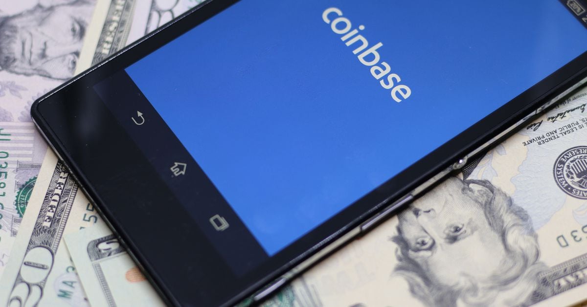 coinbase active users