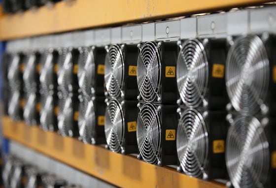Bitcoin Miners Usually Create 6 Blocks per Hour. They Just Banged