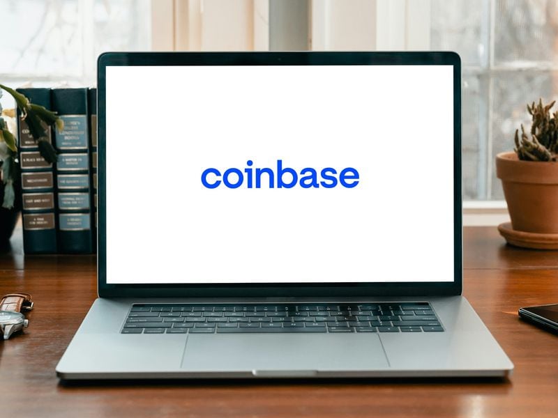 Coinbase's 'Solid' Earnings May Get Derailed by Low Volume, Fed Headwinds, Analysts Say